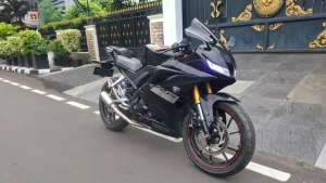 Jual bekas YAMAHA R15 V3 2018 GRESS,lokasi di Jakarta Timur
