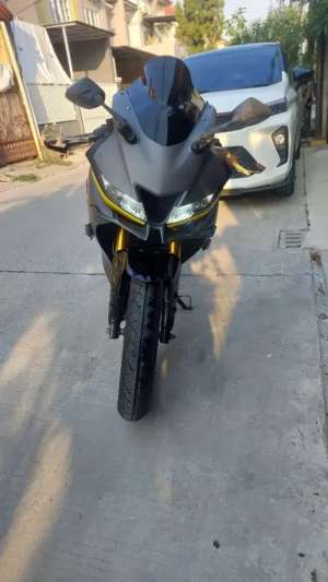 Jual bekas YAMAHA R15 V3 2020,lokasi di Bekasi Kota