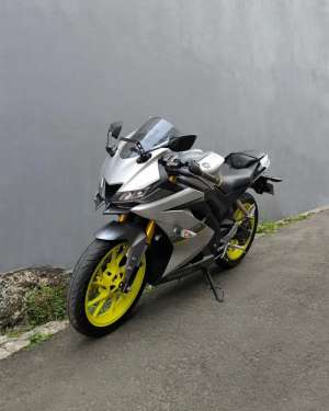 Jual bekas Yamaha R15 V3 2021,lokasi di Cimahi Kota