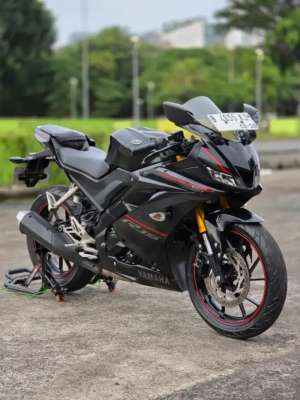 Jual bekas Yamaha R15 V3 Black,lokasi di Jakarta Pusat