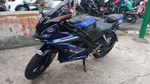 Jual bekas Yamaha R15 V3 thn 2017 standar sehat terawat,lokasi di  