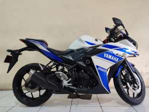 Jual bekas YAMAHA R25 GP 2014 istimewa mulus terawat siap pakai...,lokasi di  