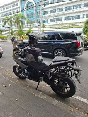 Jual bekas Yamaha R25 tahun 2016 Modif Touring warna Abu-abu,lokasi di Yogyakarta Kota