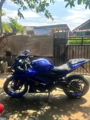 Jual bekas YAMAHA R25 V2 Facelift 2019,lokasi di Jakarta Selatan