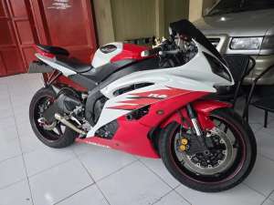 Jual bekas Yamaha R6 2017 NIK 2014 Full Paper,lokasi di Bogor Kab.