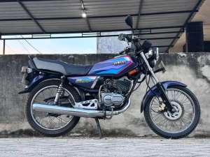 Jual bekas Yamaha RX KING Ungu 2000,lokasi di  ,Makassar Kota