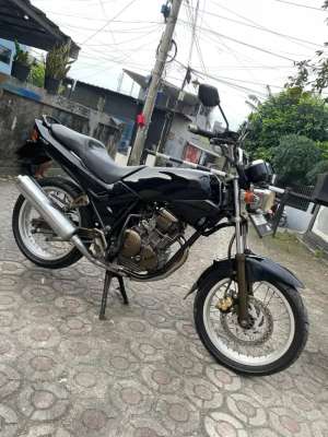 Jual bekas Yamaha scorpio 2004,lokasi di Depok Kota