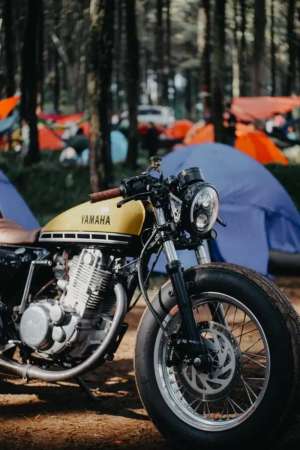 Jual bekas Yamaha sr 400 caferacer,lokasi di Surabaya Kota
