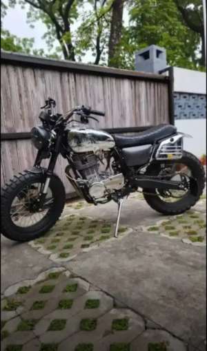 Jual bekas Yamaha SR400 400cc SUPER MULUSSS,lokasi di Jakarta Pusat