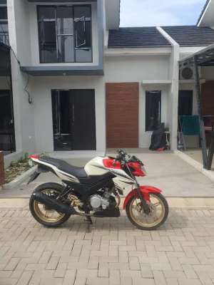 Jual bekas Yamaha vixion 2014 jual BU,lokasi di Bekasi Kab.