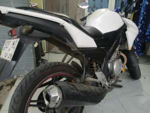Jual bekas Yamaha Vixion 2014 Lengkap On,lokasi di  