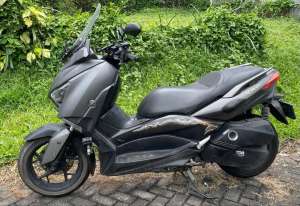 Jual bekas YAMAHA XMAX 2018 - BORE UP 300CC,lokasi di  ,Malang Kota