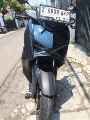 Jual bekas Yamaha Xmax 2023 istimewa low km upgrade,lokasi di Sumedang Kab.