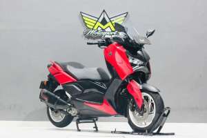 Jual bekas Yamaha XMAX 250 ABS 2024 mulus Z250 vespa GTS primavera Forza 250,lokasi di Magelang Kota