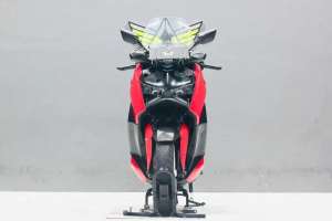 Jual bekas Yamaha XMAX 250 ABS 2024 mulus Forza 250 piaggio vespa primavera GT200,lokasi di Gianyar Kab.