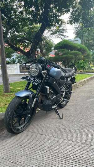Jual bekas yamaha xsr 155 2021,lokasi di Jakarta Timur