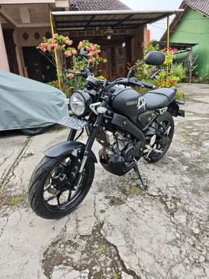Jual bekas Yamaha xsr 2021 lengkap original,lokasi di Tangerang Selatan Kota