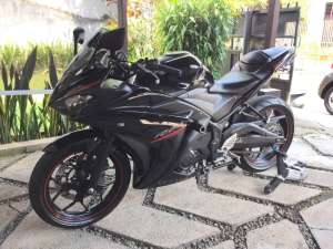 Jual bekas Yamaha YZF R25 Th 2018,lokasi di Malang Kota
