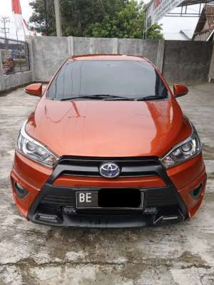 Jual bekas Yaris 1.5 MT 2015,lokasi di Metro Kota