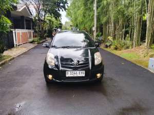Jual bekas YARIS 2008 E AT MATIK HITAM SIAP PAKAI,lokasi di Depok Kota