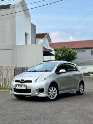 Jual bekas Yaris E Matic 2012 Low KM,lokasi di Cimahi Kota