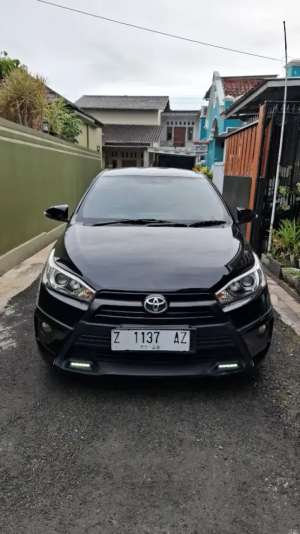 Jual bekas Yaris TRD S 2015 AT,lokasi di Purbalingga Kab.