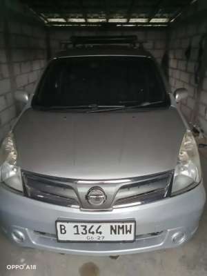 Jual bekas 2013 Grand Livina SV ATPajak JalanPlat BTerawat,lokasi di  