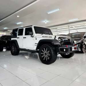 Jual bekas 2015 DP 40jt Jeep Wrangler JK Rubicon asli 4x4 at 2015 DK NIK 2014,lokasi di Denpasar Kota