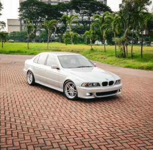 Jual bekas - 85jt ModifPeremajaanBMW E39 530iM Parallel2001,lokasi di  