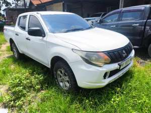 Jual bekas All new Triton 20172018 mesin sehat,lokasi di  