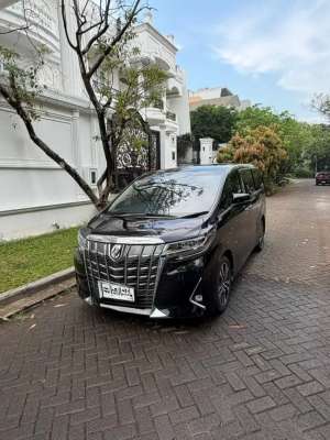 Jual bekas ALPHARD JARANG PAKE,lokasi di  