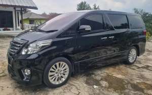Alphard SC 2013 lokasi di  , tersedia melalui melalui situs Olx