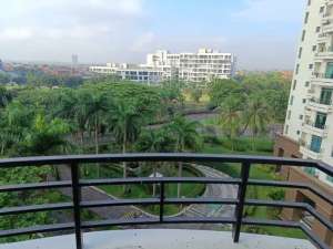 Apartemen Kondominium termurah Graha Family dekat Pakuwon mall lokasi di Surabaya Kota, tersedia melalui melalui situs Olx