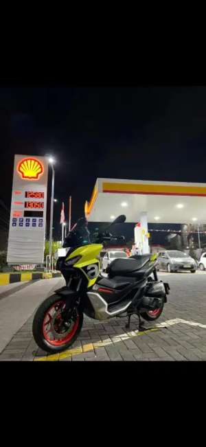 Jual bekas Aprilia SR-GT 200 ABS Rare Unit Siap Gas,lokasi di Malang Kota
