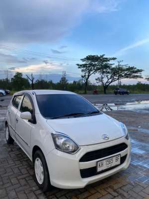 Jual bekas Ayla matic bisa kredit,lokasi di Banjarmasin Kota