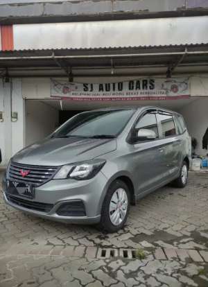 Jual bekas Ban Baru Ac baru service wuling confero 1.5 DB MT 2022,lokasi di Jakarta Selatan