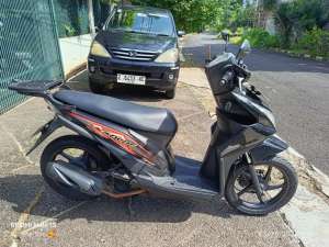 Jual bekas Beat PGM Fi 2013,lokasi di  