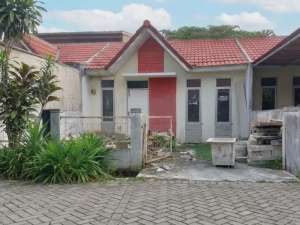 Beli Tanah, Bonus Bangunan Rumah di Cluster Row Jalan 2 Mobil Grand Mutiara Gading Dekat MM2100 Setu Bekasi lokasi di Bekasi Kab., tersedia melalui melalui situs Olx