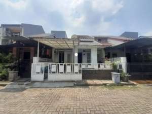 Bismillah Dijual Rumah Bagus di Nuansa Asrii Cipadu lokasi di Tangerang Kota, tersedia melalui melalui situs Olx