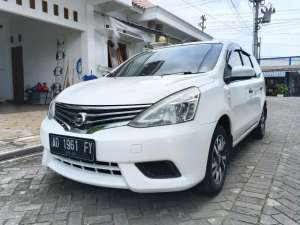 Jual bekas Bismillah, jual Grand Livina SV th 2016 manual,lokasi di Salatiga Kota