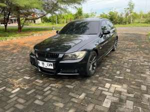 BMW 320i 2008 Bensin lokasi di  , tersedia melalui melalui situs Olx