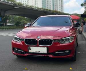 Jual bekas BMW 320i 2013 Bensin,lokasi di  