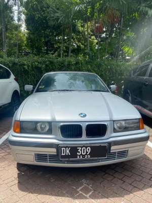 BMW 320i 2016 Bensin lokasi di  , tersedia melalui melalui situs Olx