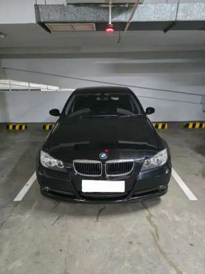 Jual bekas Bmw 320i E90 km 40rb,lokasi di  