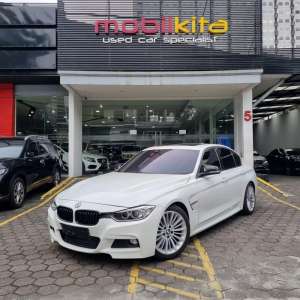 Bmw 328i Tahun 2014 lokasi di  , tersedia melalui melalui situs Olx