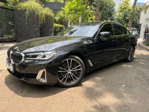 Jual bekas BMW 530i Opulence G30 2.0 Automatic 2022,lokasi di  