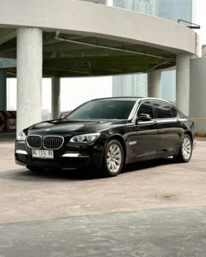 Jual bekas Bmw 730iL 730Li 730 executive 2015,lokasi di  
