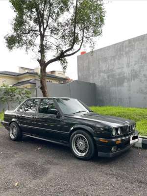 Jual bekas BMW E30 325i 1990,lokasi di Jakarta Selatan