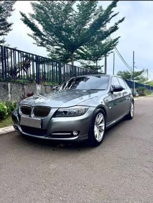 Jual bekas BMW e90 lci idrive last edition,lokasi di  