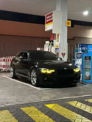 Jual bekas BMW F30 320i B48 Sport line 2016,lokasi di  